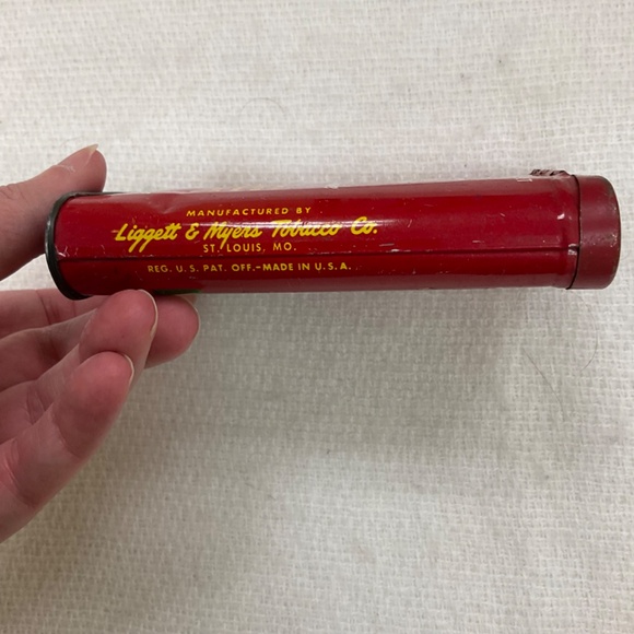 Vintage Velvet Pipe & Cigarette Tobacco Tin Collectible - Picture 2 of 11